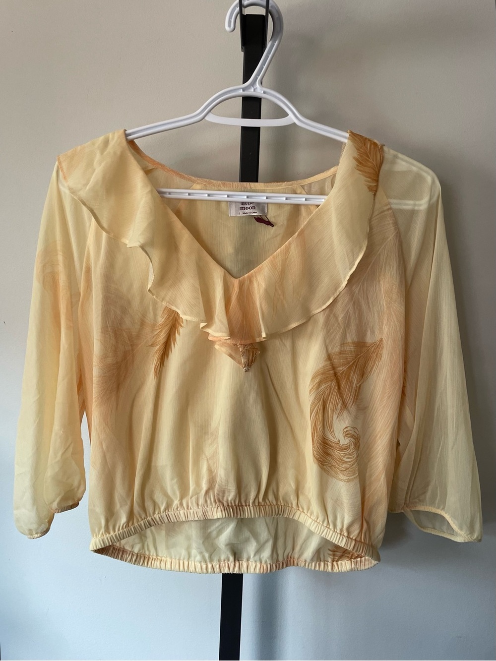 NEW Little Moon Aritzia Rosemary Blouse in Yellow Feather Print Ruffled Boho